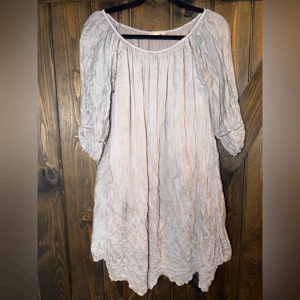 Elegant Cream Women's‎ Top